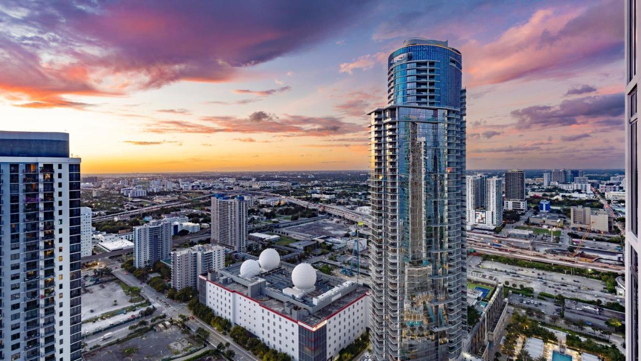 Global Luxury Suites Miami Worldcenter المظهر الخارجي الصورة